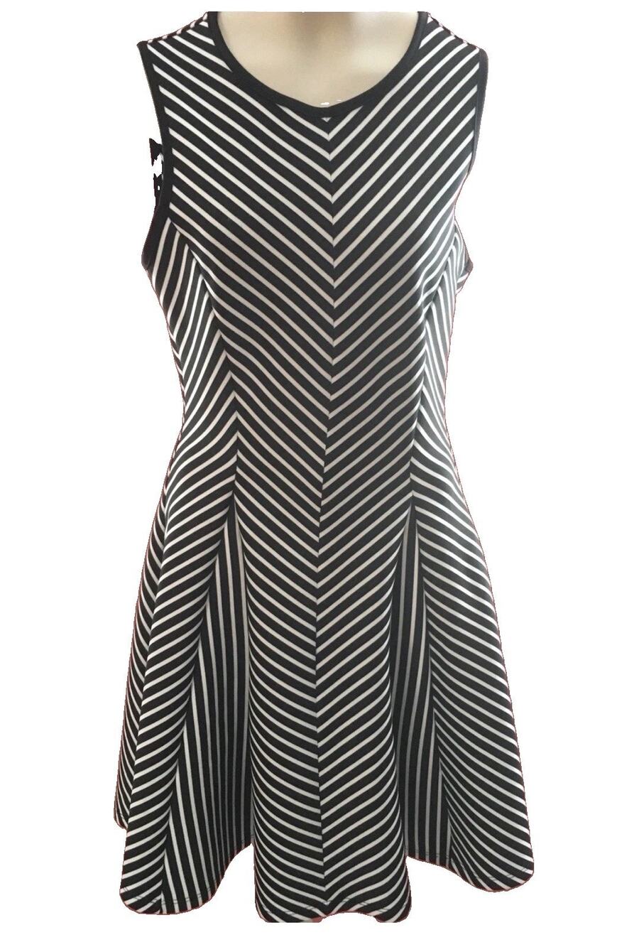 NWT Monteau Women's Summer A-Line Dress Med Stripe Black White (AR17)